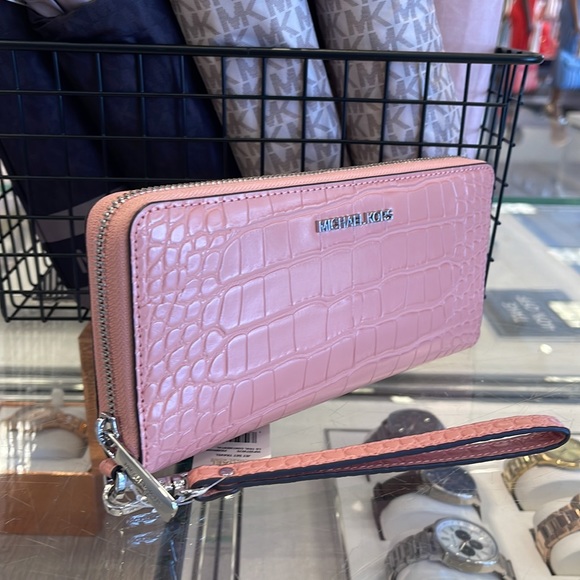 Michael Kors Large Jet Set Travel Continental Wristlet Phone Holder Case Wallet - Picture 3 of 16